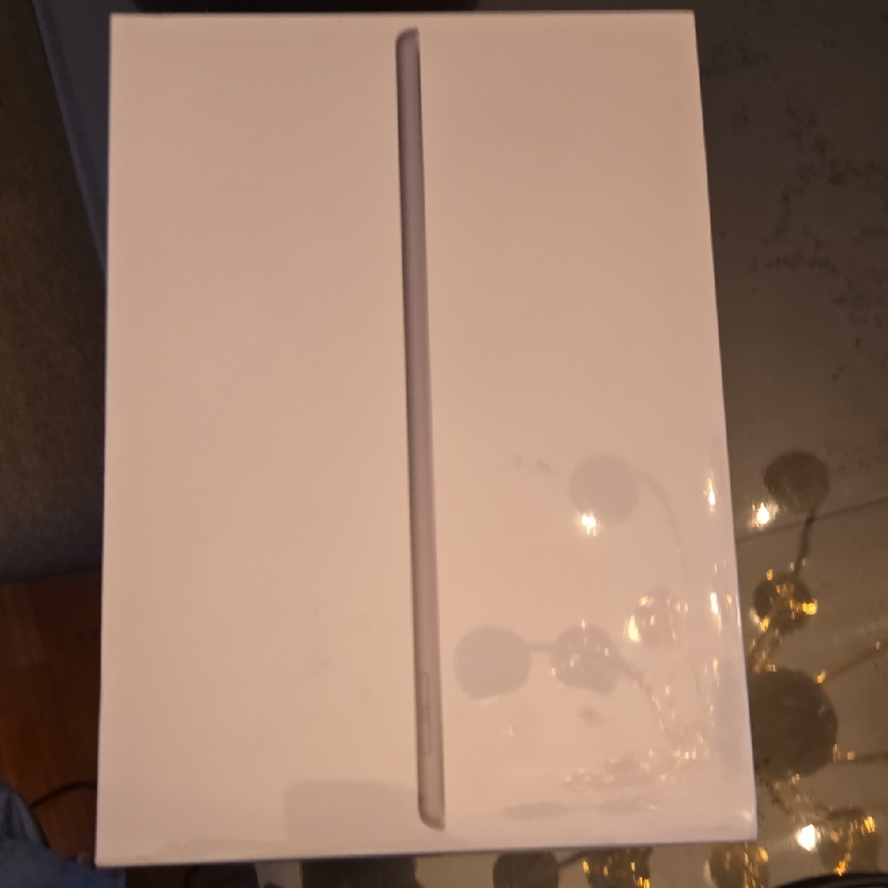 Apple iPad in Sealed Box